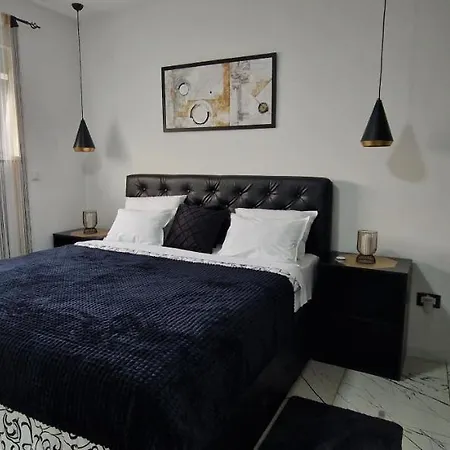 I Sobe Gromilovic Apartment *