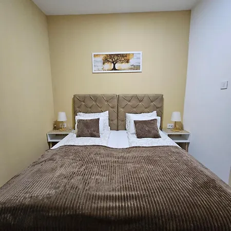 I Sobe Gromilovic Apartamento Sombor