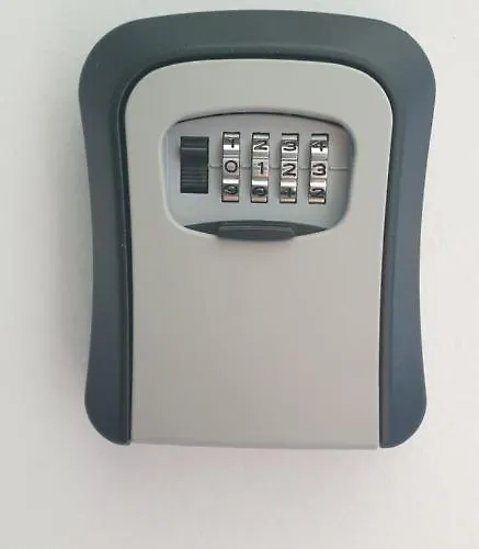 I Sobe Gromilovic * Sombor