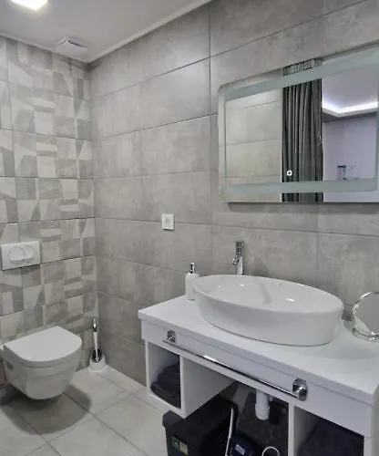 I Sobe Gromilovic * Sombor